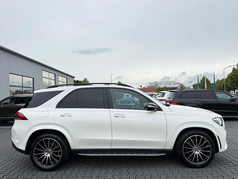 Weiß Gebraucht 2023 Mercedes GLE400 AMG SUV | 79.800 € (Teuer) - Bild 1/4