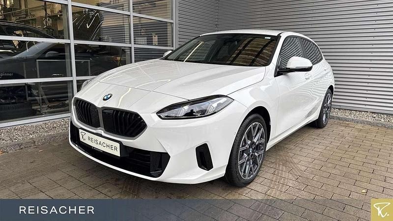 Gebraucht BMW 120 Basis 170 PS (125 kW) 2025 Alpinweiß uni Kleinwagen