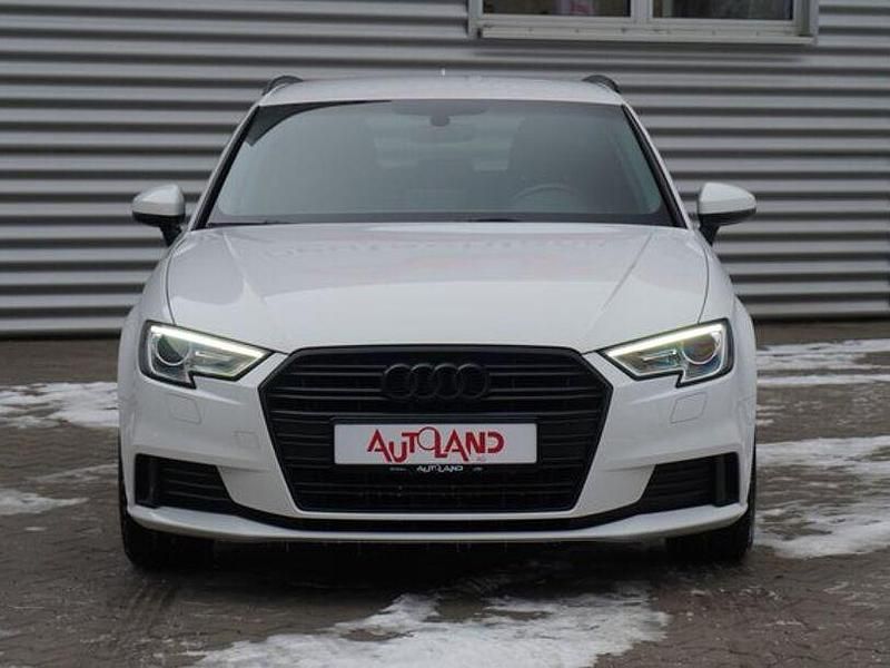 Gebraucht Audi A3 Comfort 150 PS (110 kW) 2018 Weiß Kombi