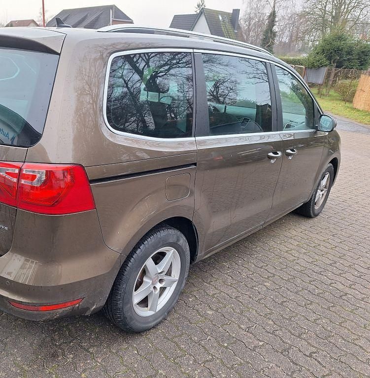 Gebraucht Seat Alhambra Style 150 PS (110 kW) 2012 Braun Van / Kleinbus