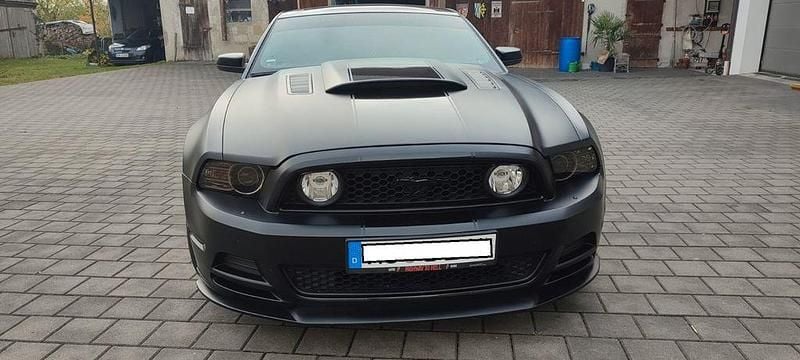 Gebraucht Ford Mustang GT 426 PS (313 kW) 2014 Schwarz Coupé
