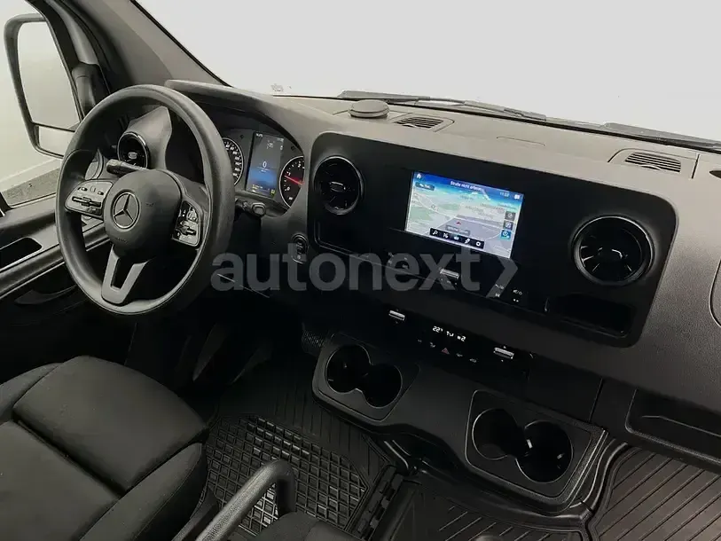 Używany Mercedes Sprinter 150 KM (110 kW) 2023 Biały Van