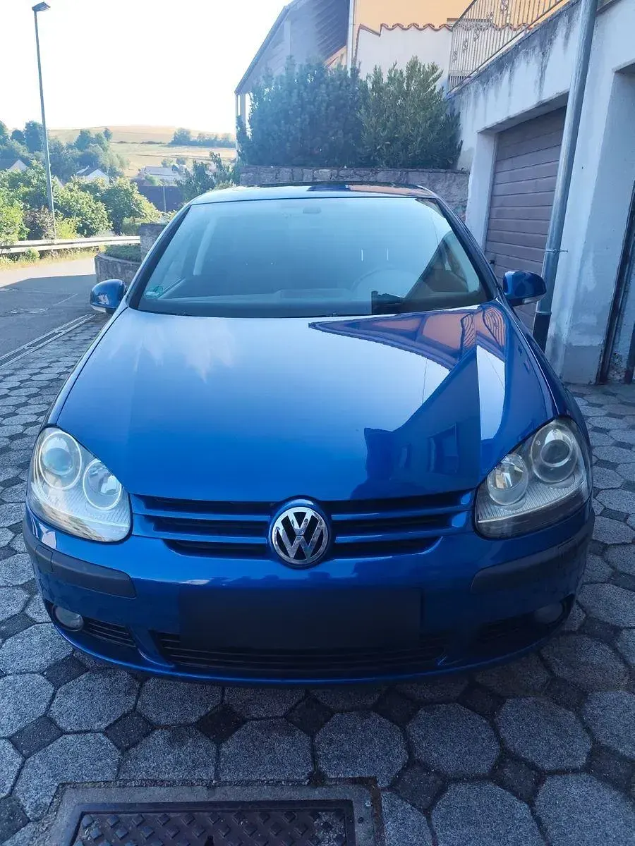 Gebraucht VW Golf IV 116 PS (85 kW) 2004 Blau Limousine