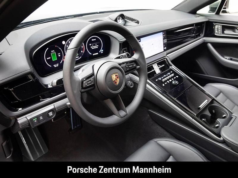 Neu Porsche Panamera 4 470 PS (345 kW) 2026 Gruen Limousine