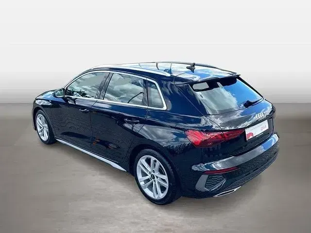 Gebraucht Audi A3 S-Line 150 PS (110 kW) 2023 Mythosschwarz metallic Limousine
