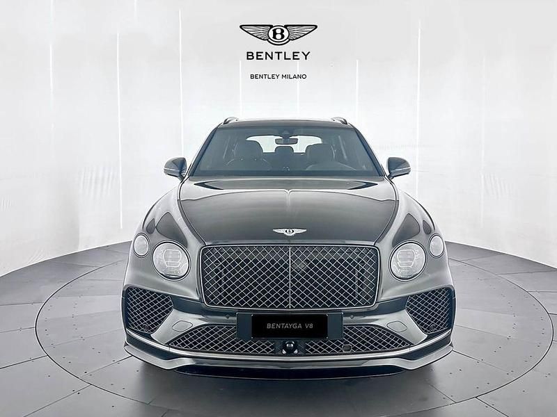 Neu Bentley Bentayga 551 PS (405 kW) 2026 Grau SUV