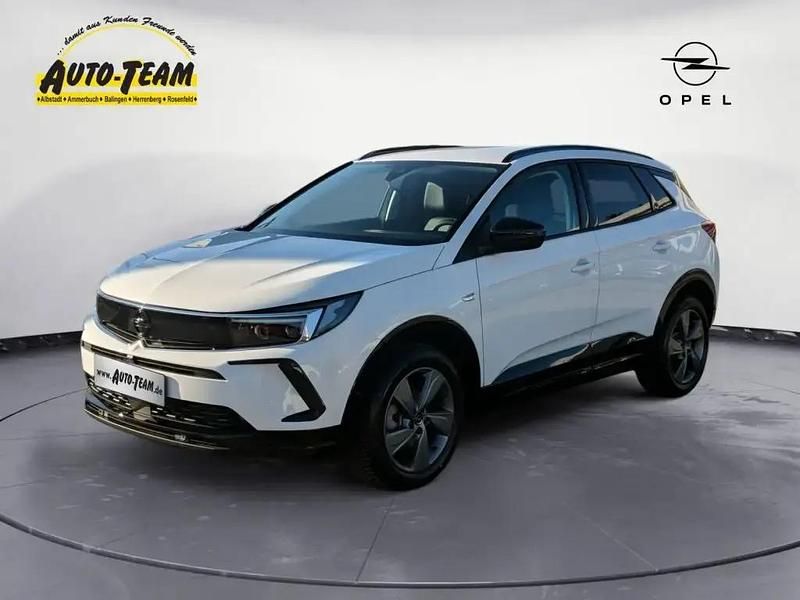 Weiß Gebraucht 2024 Opel Grandland X SUV | 29.880 € (Etwas zu teuer) - Bild 1/4