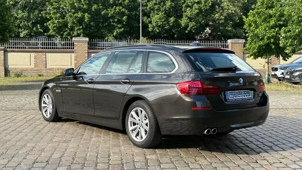 Gebraucht BMW 530 258 PS (189 kW) 2014 Schwarz Kombi