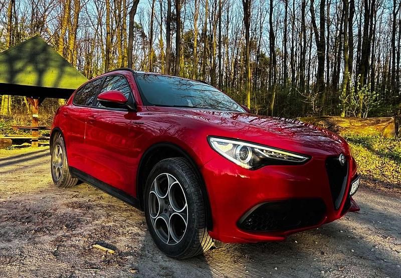 Gebraucht Alfa Romeo Stelvio Super 280 PS (205 kW) 2018 Rot SUV