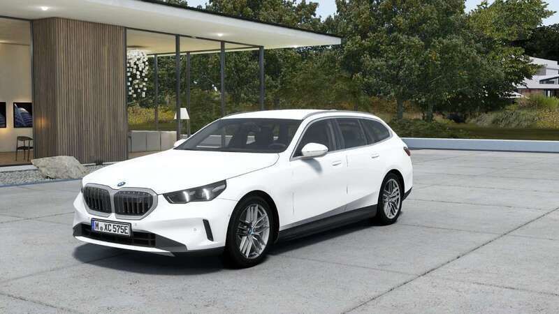 Alpinweiss uni Neu 2025 BMW i5 M Sport Limousine | 58.098 € - Bild 1/4