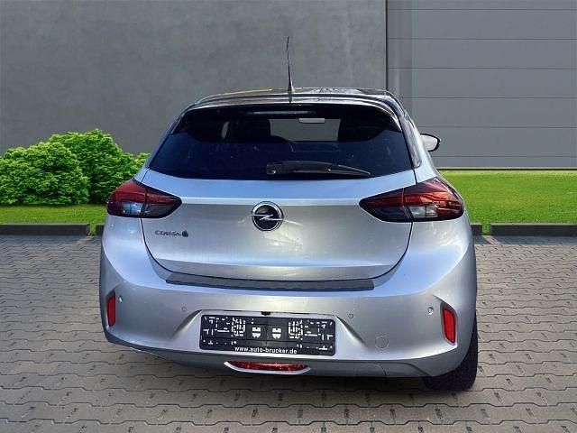 Gebraucht Opel Corsa-e Edition 100 kW (136 PS) 2022 Aluminium silb/kristall silb Kleinwagen
