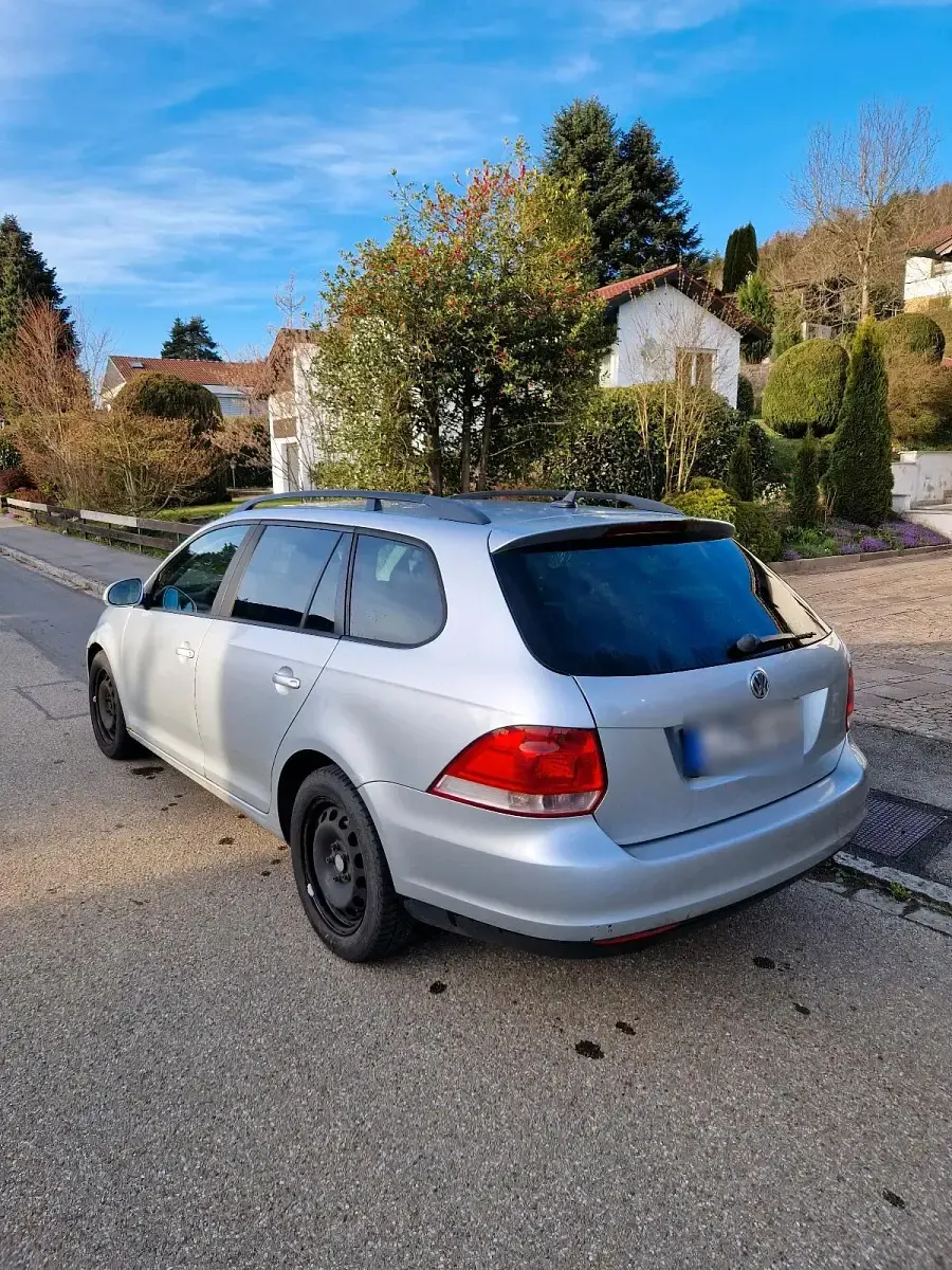Gebraucht VW Golf VI 105 PS (77 kW) 2008 Silber Kleinwagen