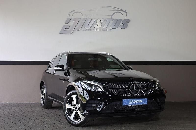 Schwarz Gebraucht 2019 Mercedes GLC350 SUV | 29.900 € (Superpreis) - Bild 1/4