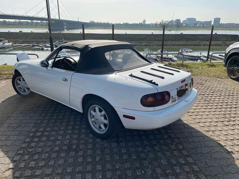 Gebraucht Mazda MX5 120 PS (88 kW) 1990 Weiß Cabrio