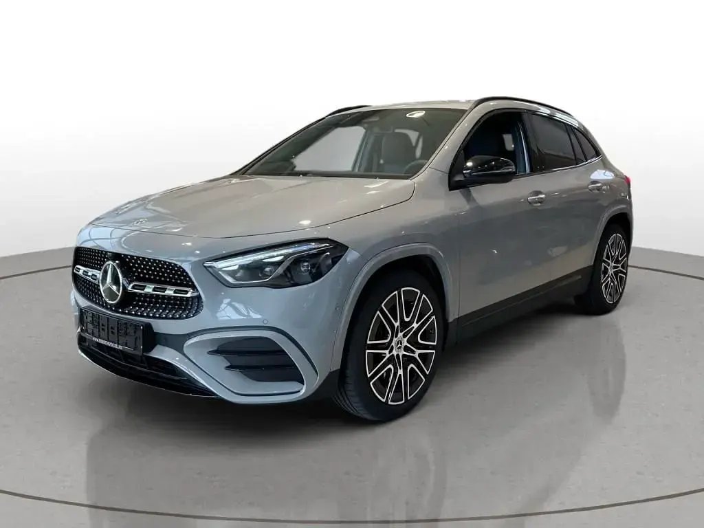 Gebraucht Mercedes GLA250 AMG line 224 PS (164 kW) 2025 Grau SUV