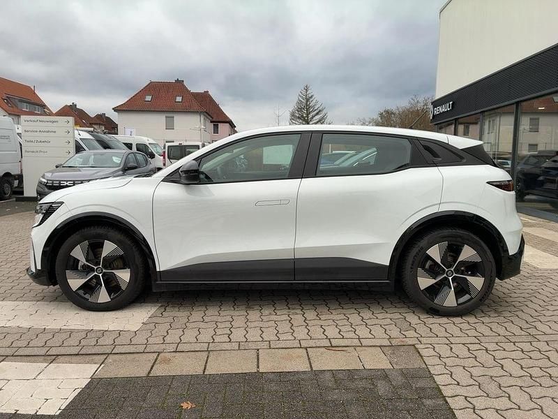Gebraucht Renault Megane E-Tech Equilibre 94 kW (129 PS) 2022 Weiß Limousine