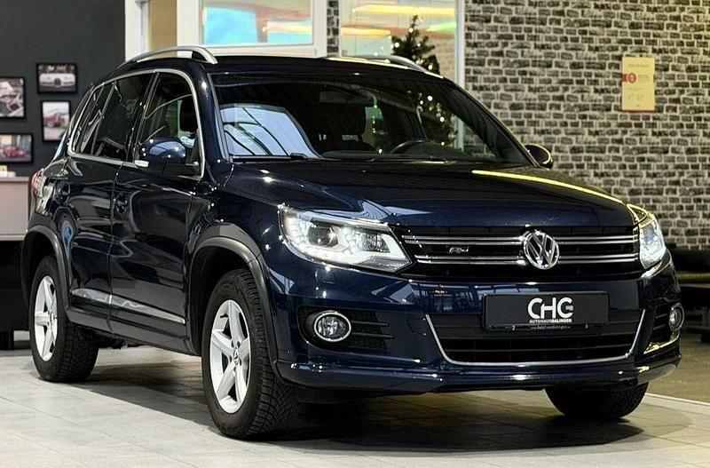Blau Gebraucht 2014 VW Tiguan Sportline SUV | 11.790 € (Etwas zu teuer) - Bild 1/4