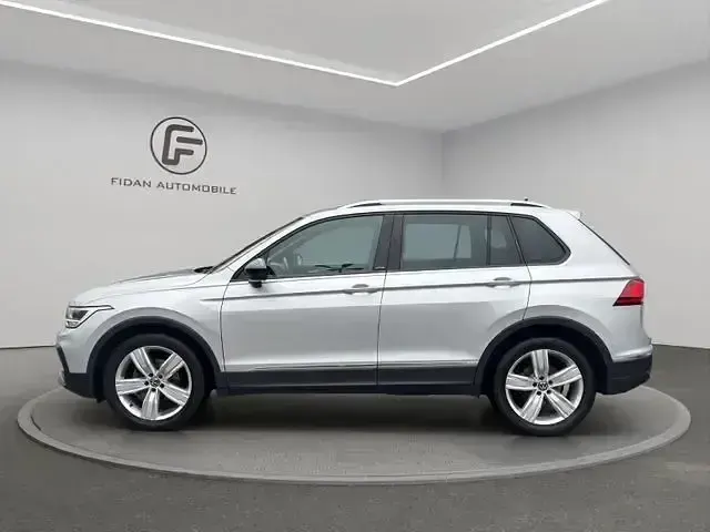 Gebraucht VW Tiguan 150 PS (110 kW) 2022 Silber SUV