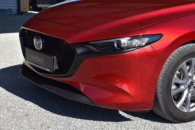 Gebraucht Mazda 3 Selection 122 PS (89 kW) 2019 Magmarot (metallic) Limousine