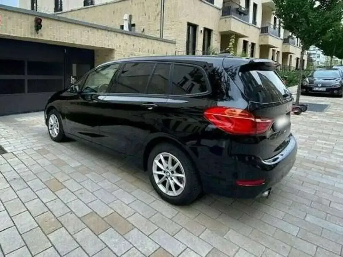 Gebraucht BMW 218 Gran Tourer Advantage 136 PS (100 kW) 2016 Van / Kleinbus