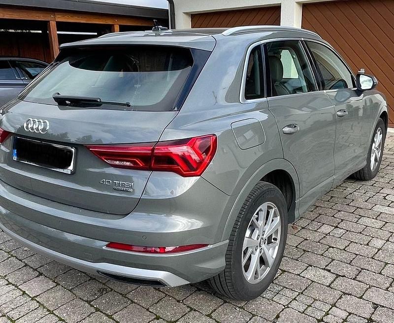 Second-hand Audi Q3 Advanced 190 CP (139 kW) 2020 Gri SUV