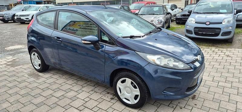Gebraucht Ford Fiesta Trend 60 PS (44 kW) 2009 Blau Kleinwagen