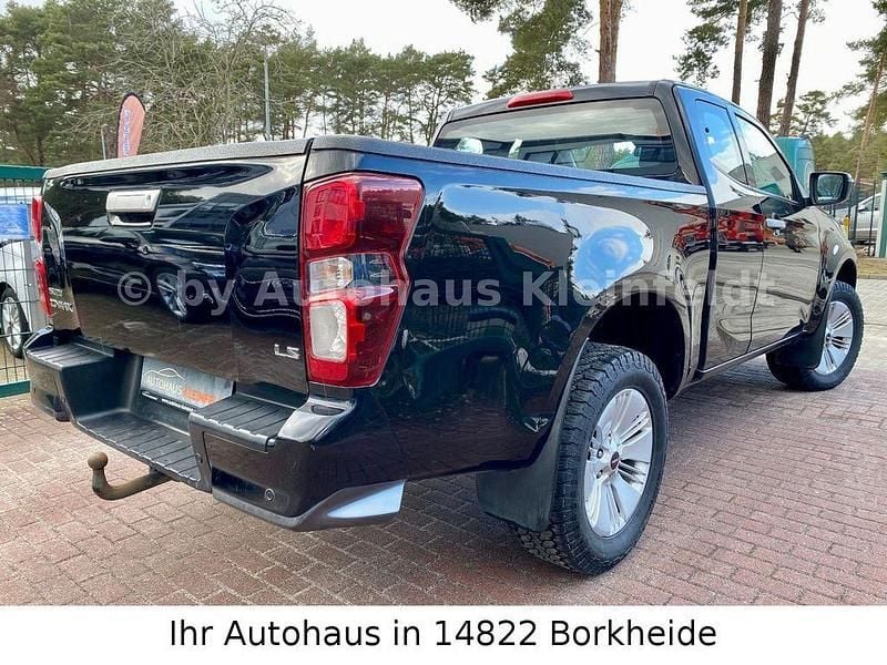 Gebraucht Isuzu D-Max 163 PS (119 kW) 2021 Schwarz Abholung