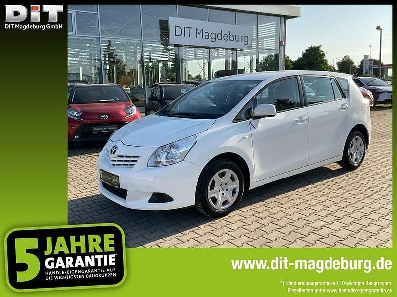 Super white 2 Gebraucht 2012 Toyota Verso Van / Kleinbus | 5.990 € (Fairer Preis) - Bild 1/4