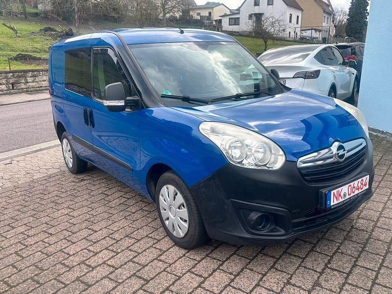 Gebraucht Opel Combo 90 PS (66 kW) 2012 Blau Van / Kleinbus