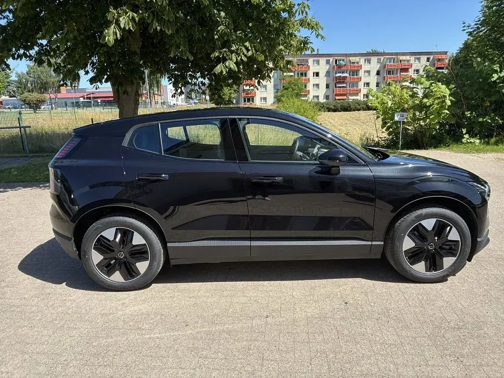 Gebraucht Volvo EX30 Plus 200 kW (272 PS) 2025 Schwarz SUV