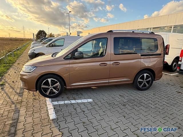 Gebraucht VW Caddy Style 122 PS (89 kW) 2022 Gold Van / Kleinbus