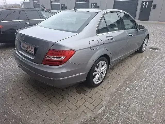 Brugt Mercedes C200 184 HK (135 kW) 2011 Sølv Sedan