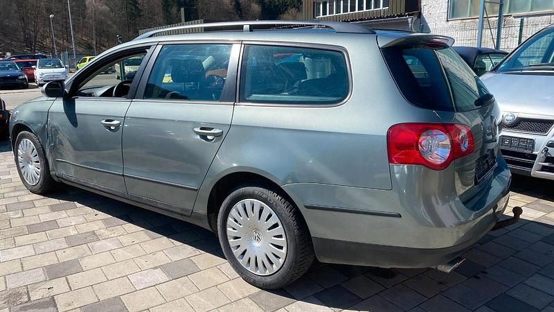 Gebraucht VW Passat 150 PS (110 kW) 2005 Grün Kombi