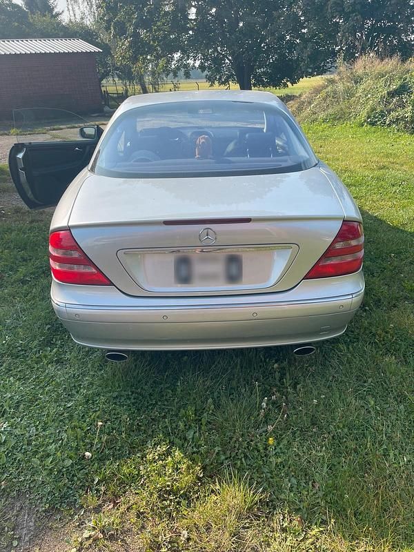 Gebraucht Mercedes CL500 306 PS (225 kW) 2001 Silber Coupé