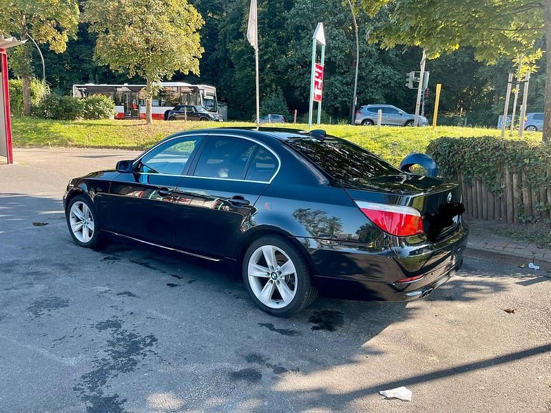 Gebraucht BMW 530 235 PS (172 kW) 2008 Limousine