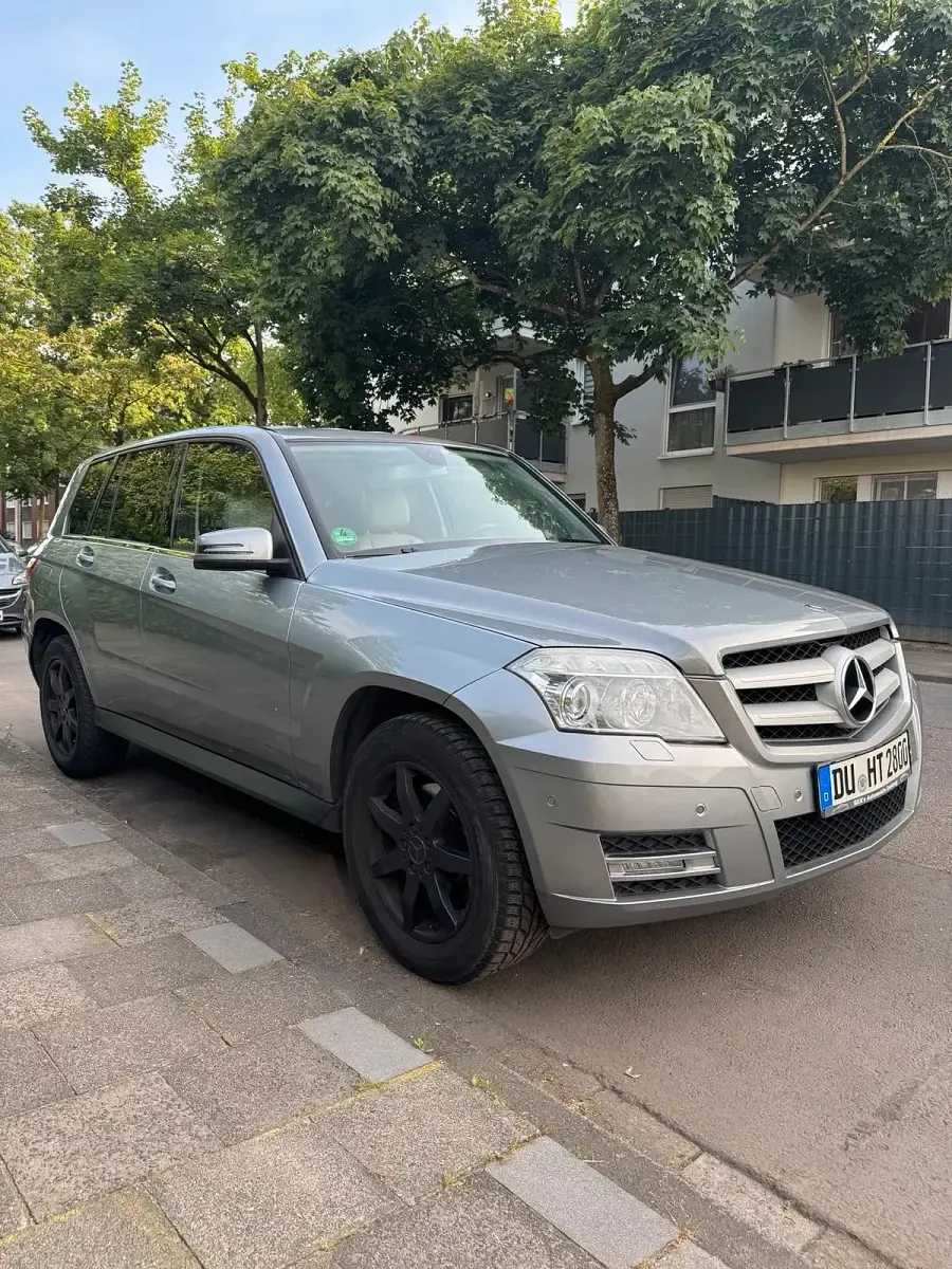 Gebraucht Mercedes GLK350 224 PS (164 kW) 2010 Grau SUV