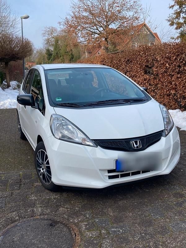 Gebraucht Honda Jazz Cool 90 PS (66 kW) 2014 Weiß Kleinwagen