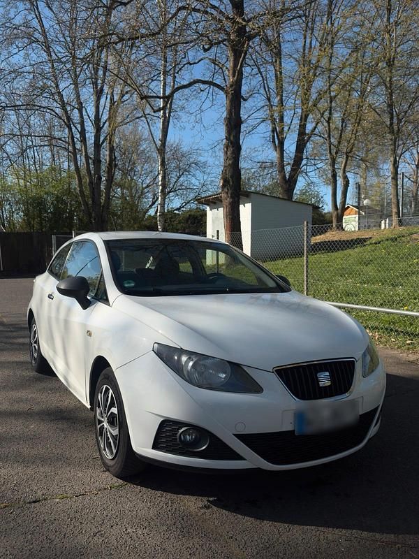 Gebraucht Seat Ibiza 84 PS (61 kW) 2011 Weiß Kleinwagen