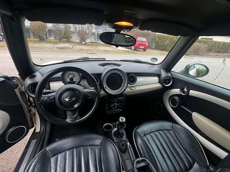 Gebraucht Mini Cooper D 111 PS (81 kW) 2011 Weiß Kleinwagen