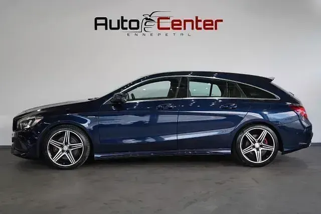 Gebraucht Mercedes CLA250 AMG line 218 PS (160 kW) 2017 Blau Coupé