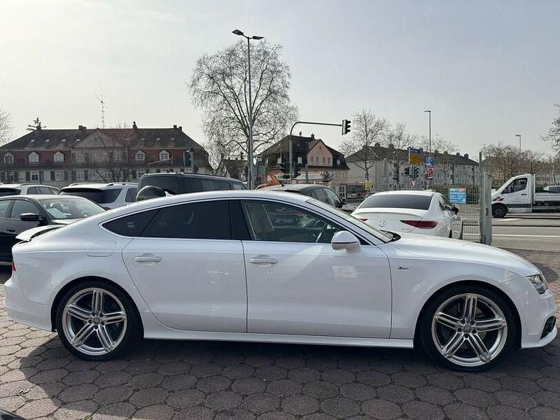 Gebraucht Audi A7 S-Line 299 PS (219 kW) 2011 Weiß Kleinwagen