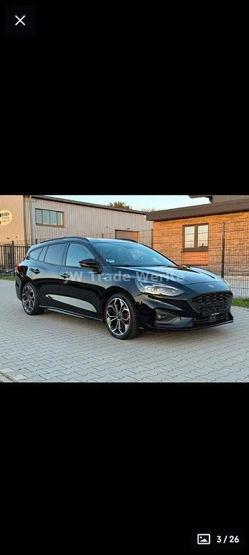 Gebraucht Ford Focus Active X 150 PS (110 kW) 2020 Schwarz Kombi