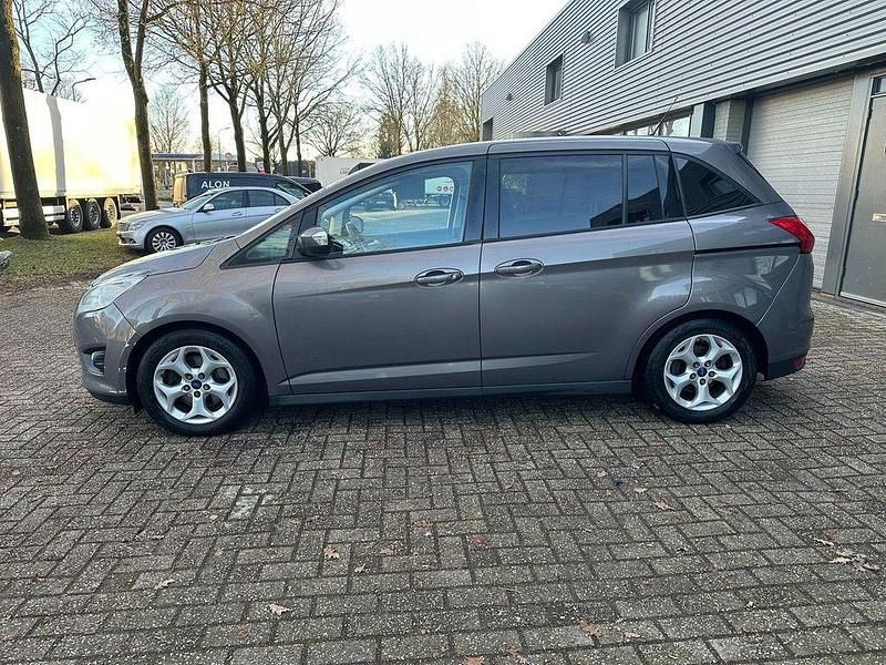 Gebraucht Ford Grand C-Max Titanium 125 PS (91 kW) 2014 Grau Van / Kleinbus