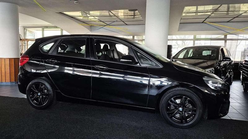 Gebraucht BMW 218 150 PS (110 kW) 2015 Schwarz ii Van / Kleinbus