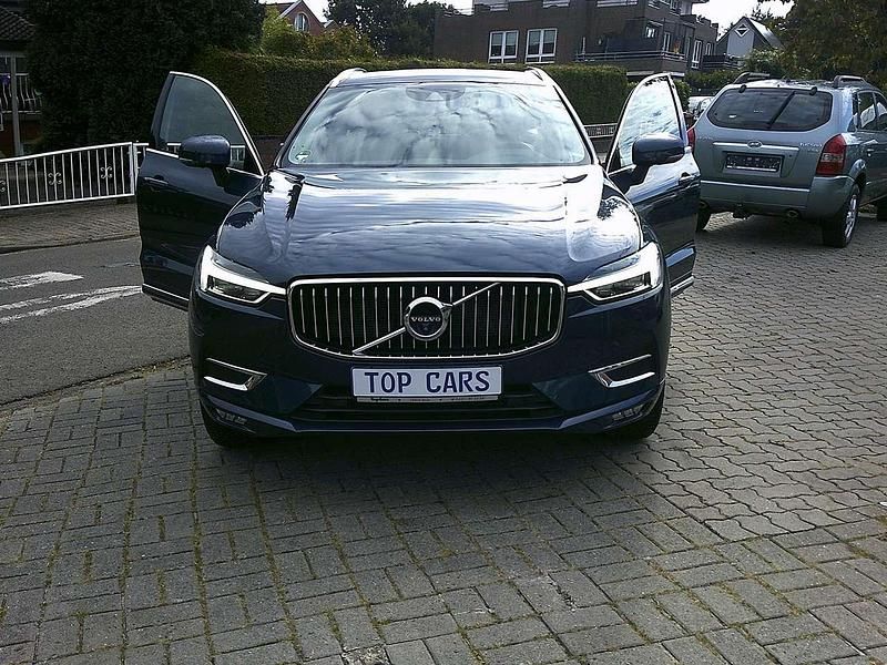 Denim blue / metallic Gebraucht 2017 Volvo XC60 Inscription SUV | 26.700 € (Fairer Preis) - Bild 1/4