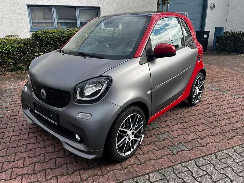 Grau Gebraucht 2017 Smart ForTwo Coupé Brabus Kleinwagen | 16.950 € (Guter Preis) - Bild 1/4
