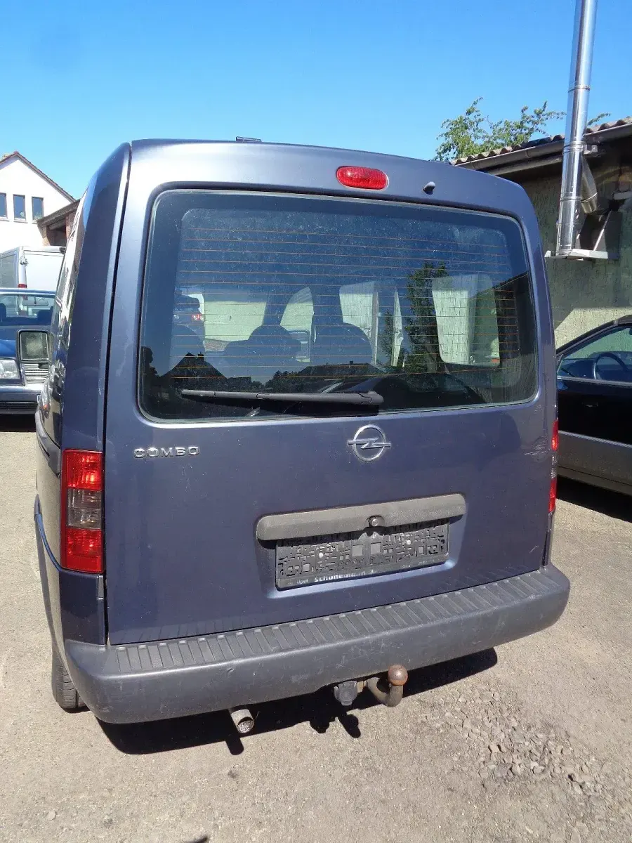 Gebraucht Opel Combo 90 PS (66 kW) 2007 Blau Van / Kleinbus