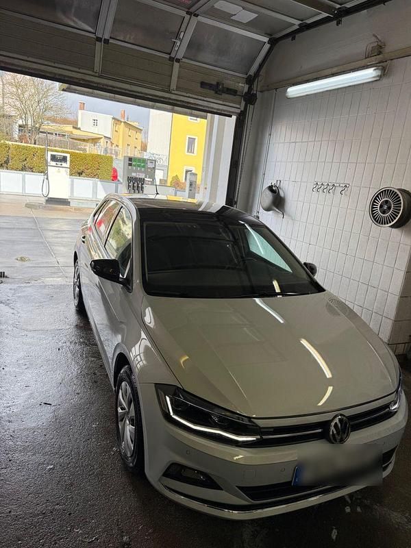 Weiß Gebraucht 2021 VW Polo Active Kleinwagen | 16.500 € (Fairer Preis) - Bild 1/4