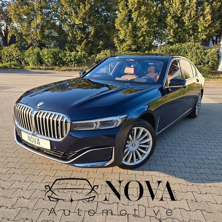 Blau Gebraucht 2021 BMW 730L Limousine | 44.900 € (Fairer Preis) - Bild 1/4