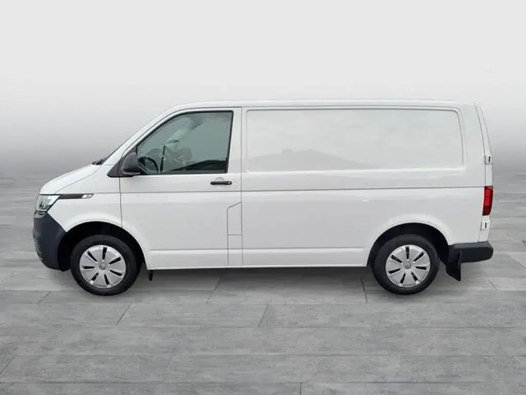 Gebraucht VW T6.1 110 PS (80 kW) 2023 Candyweiß Van